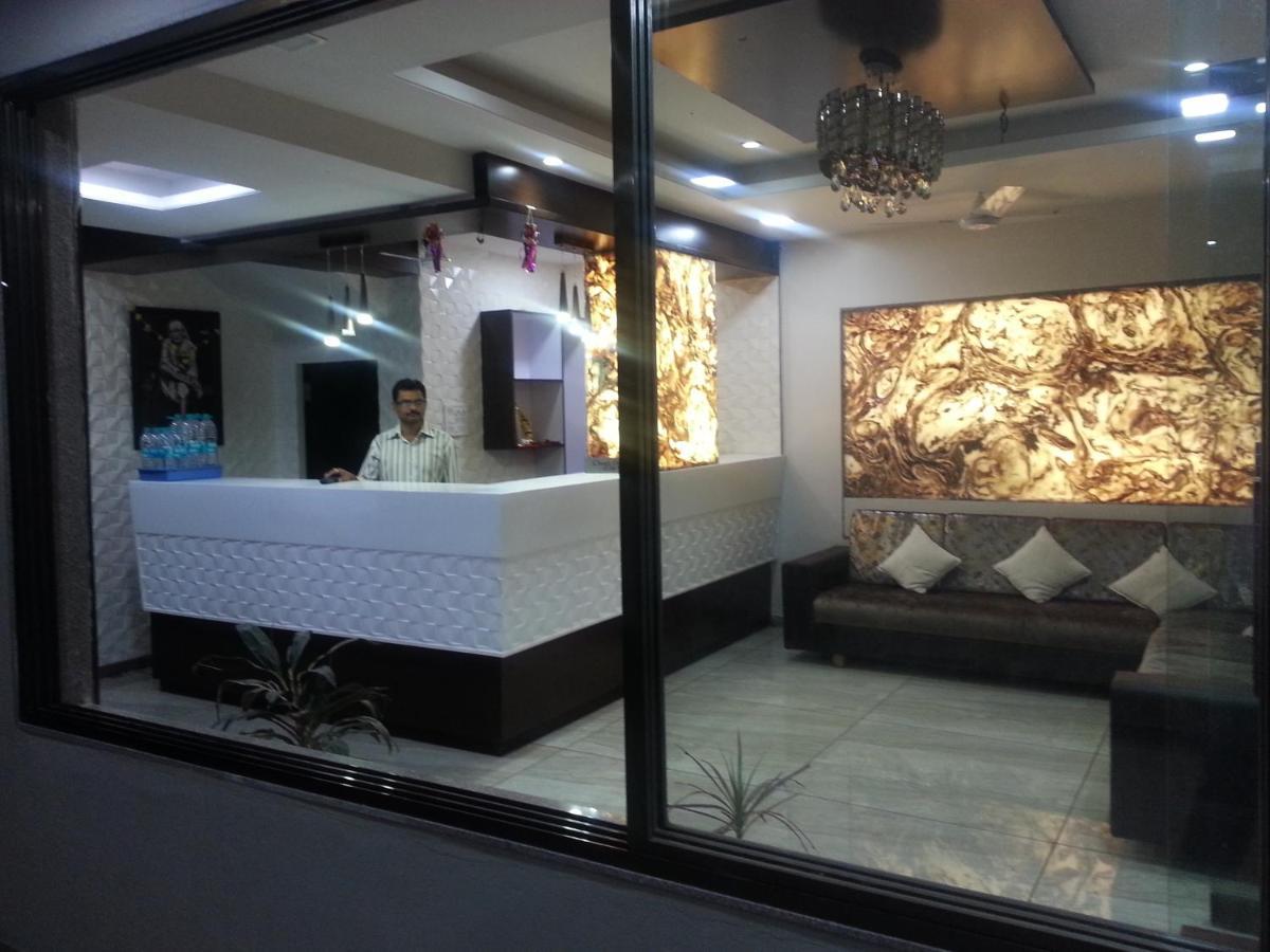 Hotel Sai Suraj Park Shirdi Exterior photo
