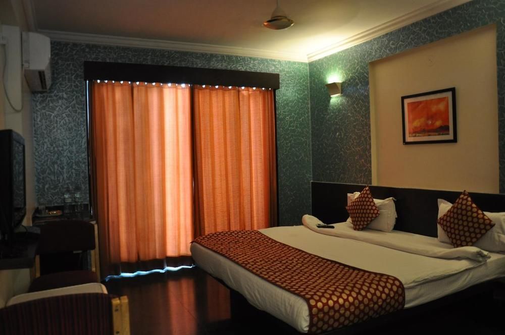 Hotel Sai Suraj Park Shirdi Exterior photo