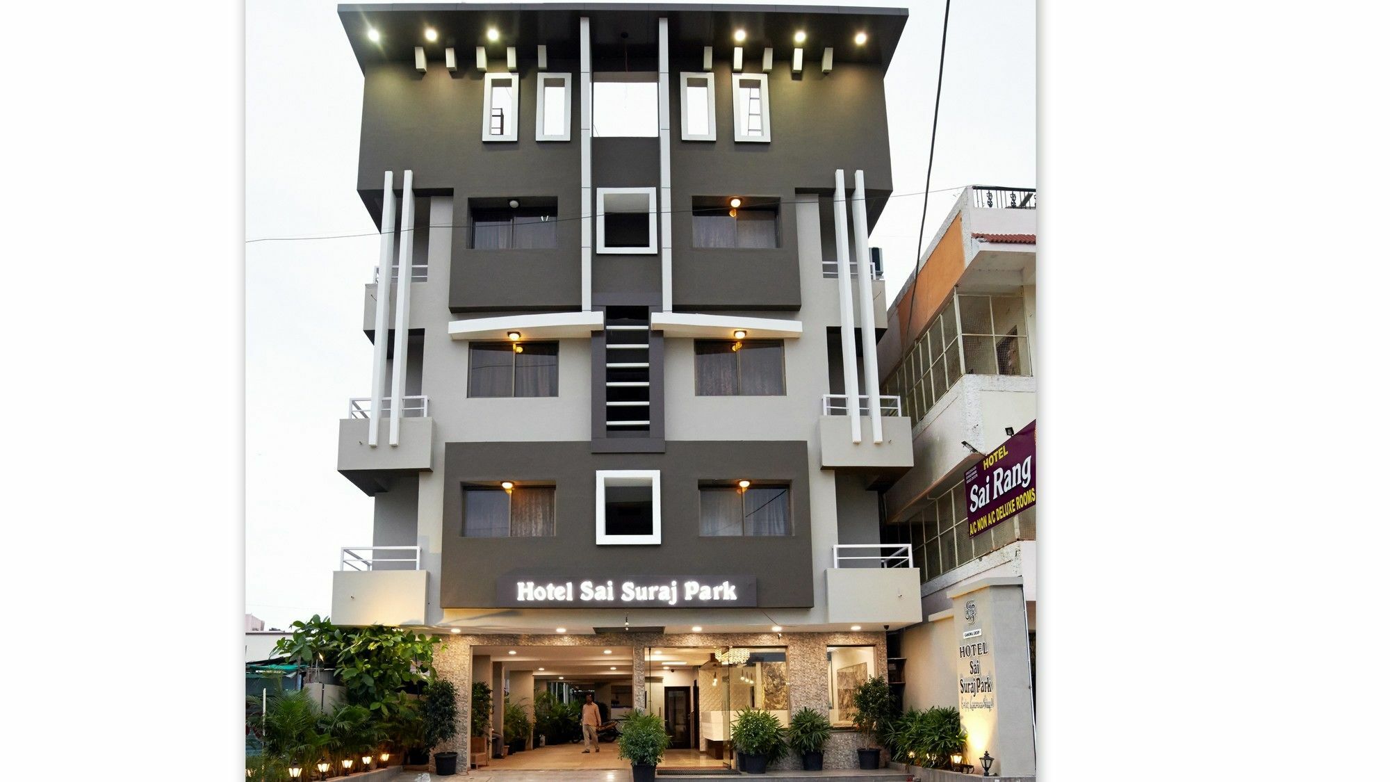 Hotel Sai Suraj Park Shirdi Exterior photo
