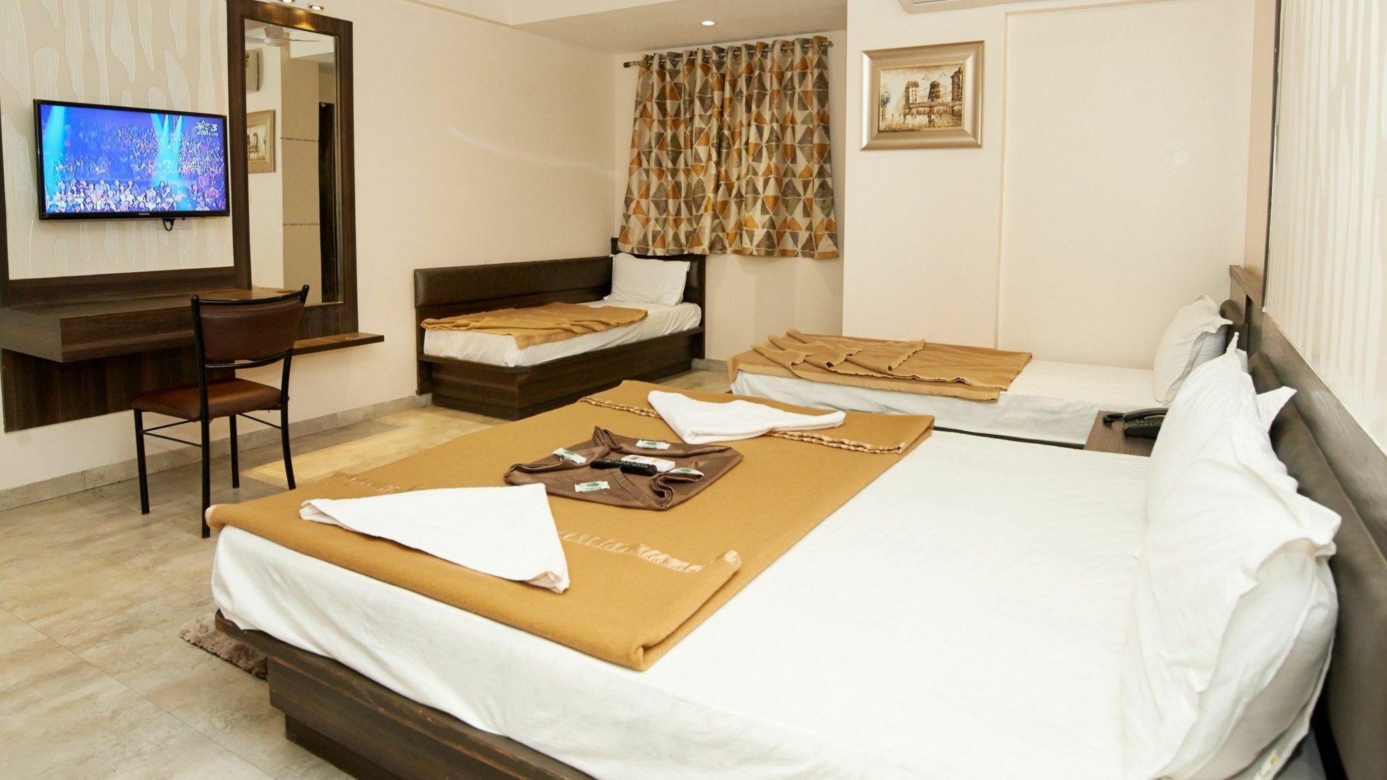 Hotel Sai Suraj Park Shirdi Exterior photo