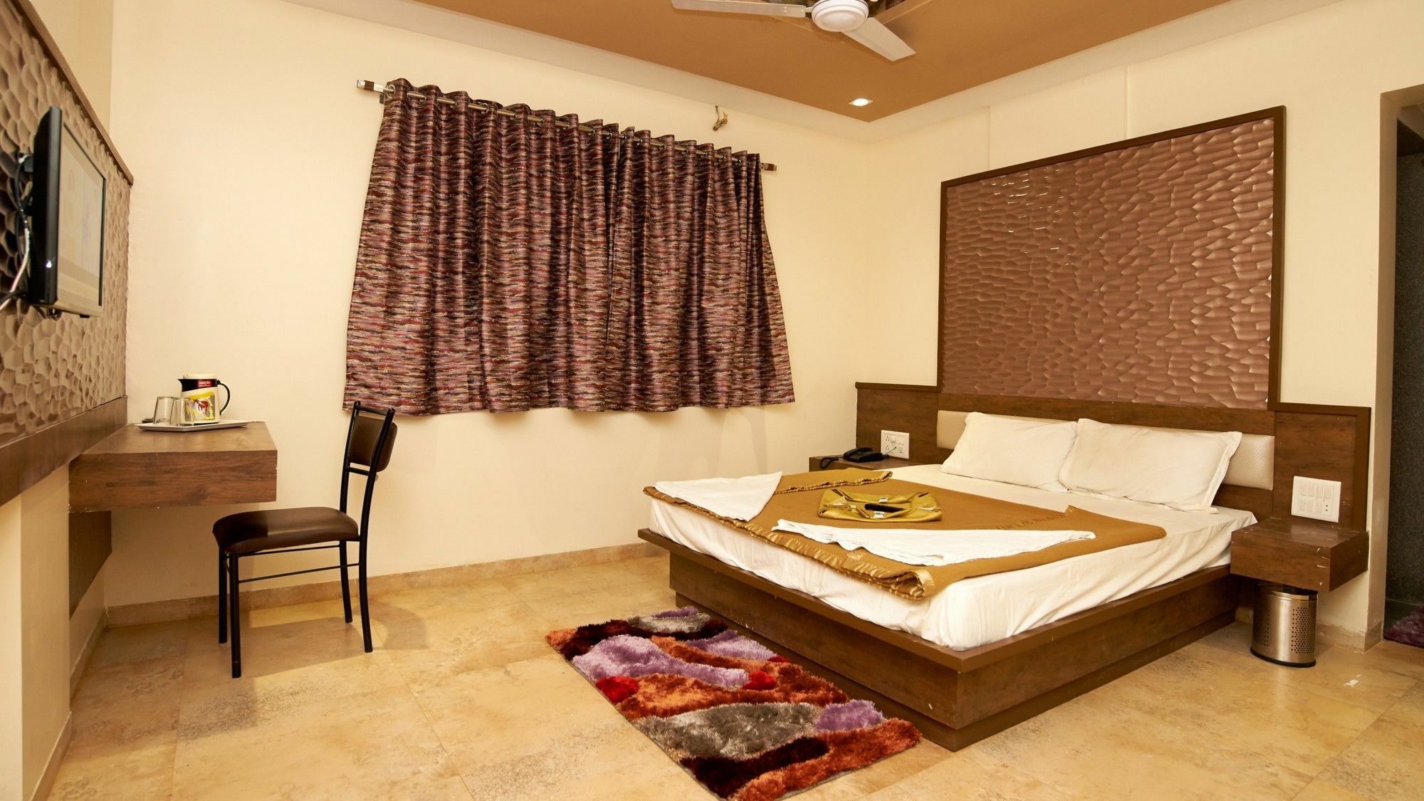 Hotel Sai Suraj Park Shirdi Exterior photo